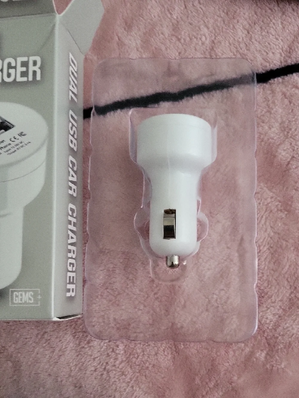 White Dual USB Car Charger - Fast Charge